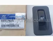 Кнопка управління склопідіймачем Hyundai HD-170/270/370, 93691-7A000 MOBIS